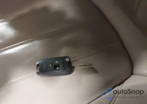 2014 Buick Regal Turbo z USA, uszkodzony, nr VIN 2G4GK5EX3E9266245